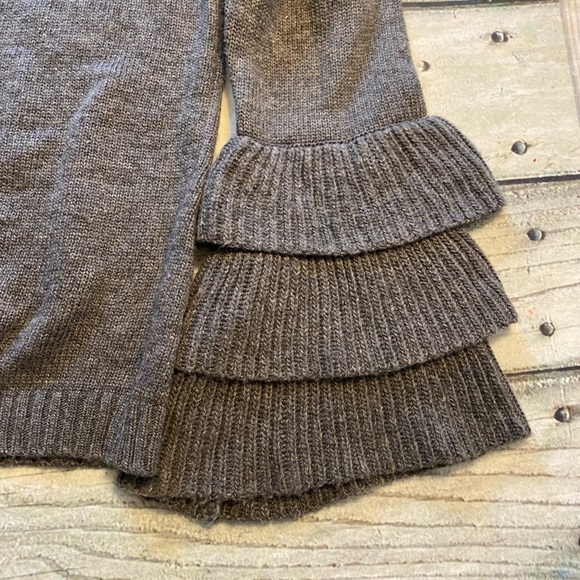 Cliché gray wool blend Tiered Bell Sleeve, sweater. M - Picture 4 of 8